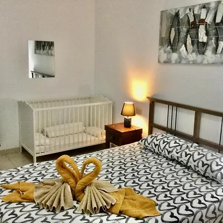 Pura Vida Playa Blanca (Lanzarote)