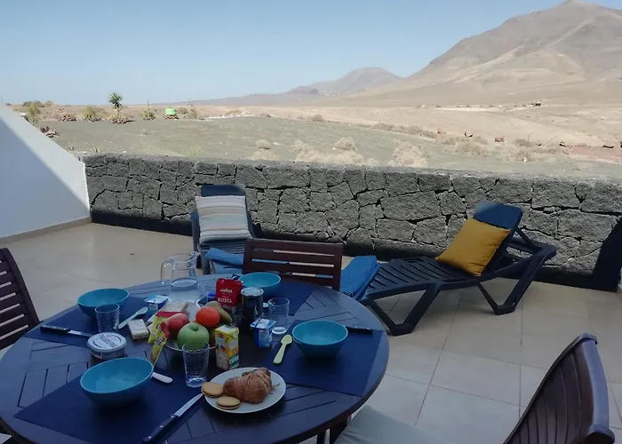 Pura Vida Playa Blanca (Lanzarote)